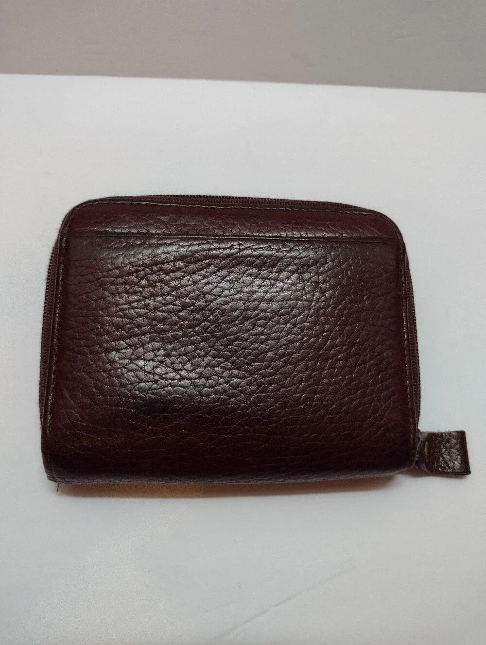Etienne Aigner Genuine Leather Bi-Fold Wallet Oxblood Pebble Card Holder Logo - Picture 6 of 6